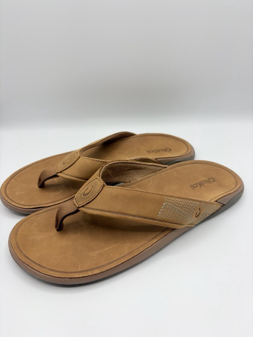 Olukai Toffee Tuahine Mens Leather Beach Sandals 10465-3333 TAN Sz 9 - Good